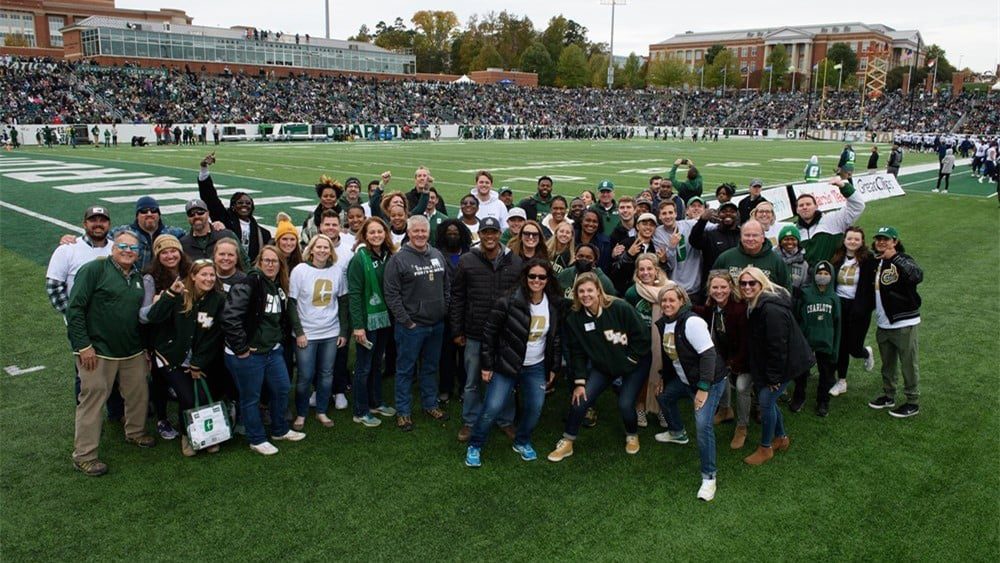 Students of the Varsity Club